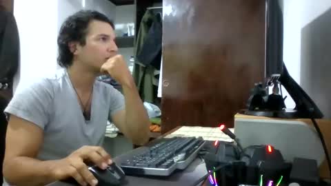 Ricardo online show from January 3, 10:51 pm