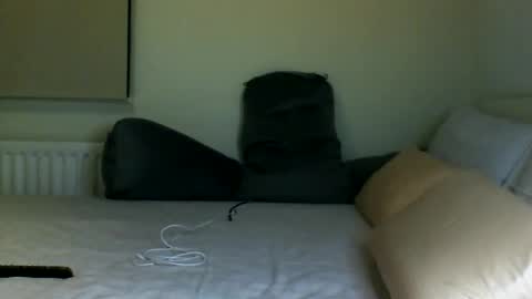 Snapshot of fitbut chatting on September 12, 10:23 pm Fitbut online show from September 12, 10:23 pm