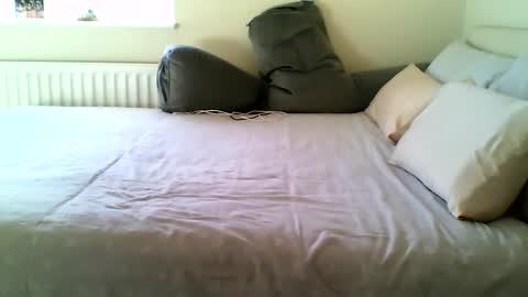 Snapshot of fitbut chatting on September 14, 6:59 am Fitbut online show from September 14, 6:59 am