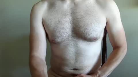 Snapshot of fithubby80 chatting on October 16, 4:50 pm fithubby80 online show from October 16, 4:50 pm