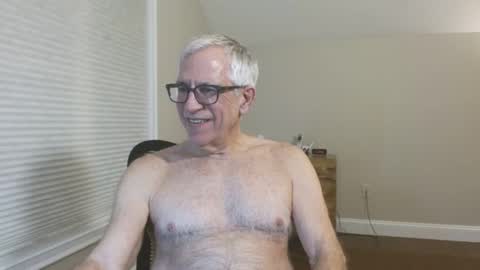 Snapshot of fitman999 chatting on March 3, 4:47 am Jon online show from March 3, 4:47 am