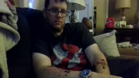 fivefootshots online show from August 2, 2:02 am