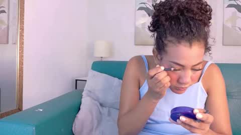 Flavia online show from February 9, 7:38 pm