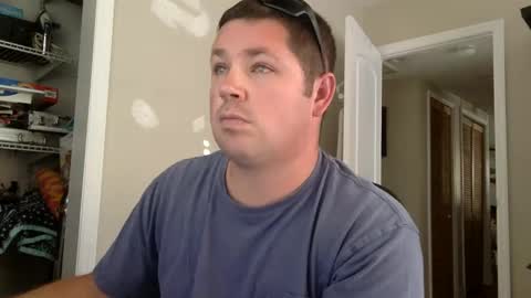 Snapshot of flguy_mike chatting on December 12, 8:43 pm FL guy online show from December 12, 8:43 pm