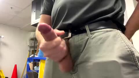 Snapshot of flintstones_rock chatting on December 4, 12:35 am flintstones_rock online show from December 4, 12:35 am