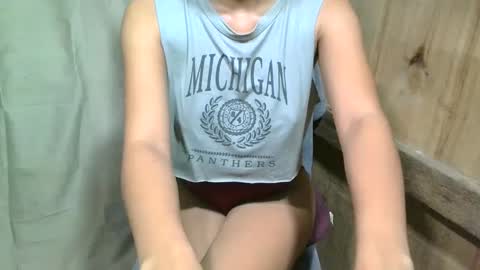 Angel online show from February 13, 6:15 pm