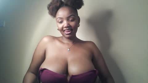 flirtymimie online show from May 17, 11:08 am