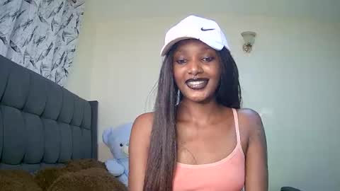 Snapshot of flirtyy_sheery chatting on December 27, 12:56 pm sheery online show from December 27, 12:56 pm