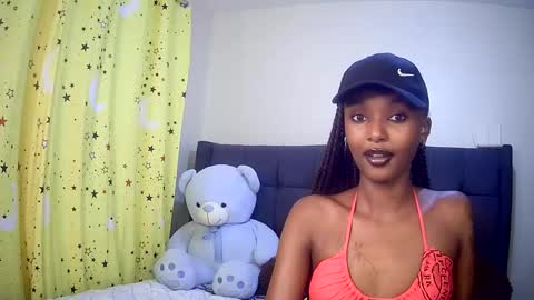 Snapshot of flirtyy_sheery chatting on September 23, 7:53 pm sheery online show from September 23, 7:53 pm