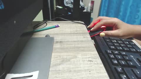 flora886505 online show from November 14, 1:08 am