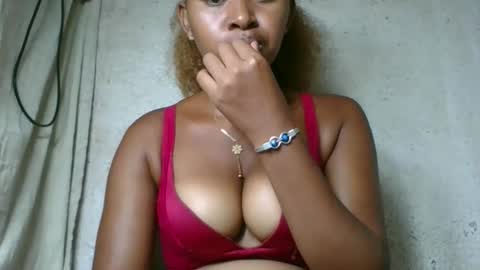 florencia011 online show from March 5, 9:51 am