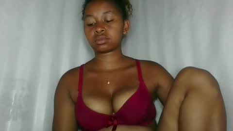 florencia011 online show from December 4, 7:41 am