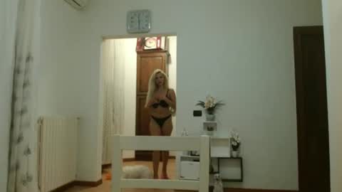 florya4you online show from November 2, 9:04 pm