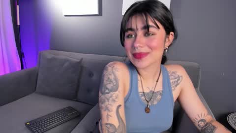 Its a pleasure to meet you. Im Flower. Help me reach 1k. Follow me. online show from November 4, 11:33 am