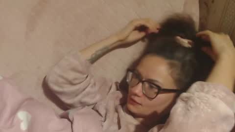 say meow and send tip  online show from November 15, 12:18 pm