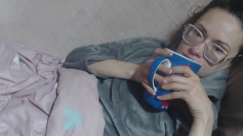 say meow and send tip  online show from March 26, 7:02 am