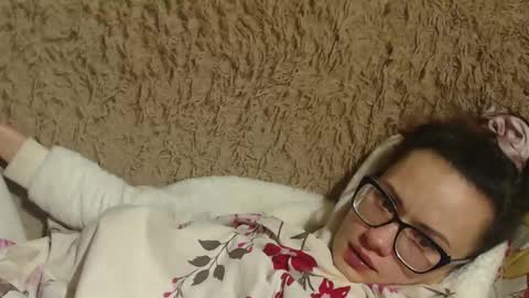 say meow and send tip  online show from February 13, 2:01 am