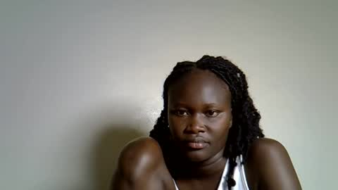 flowerdiva002 online show from November 25, 9:46 pm