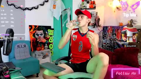 flowers109 online show from October 15, 9:59 pm