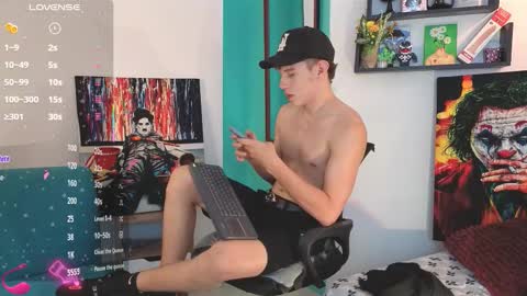 flowers109 online show from March 25, 11:33 pm