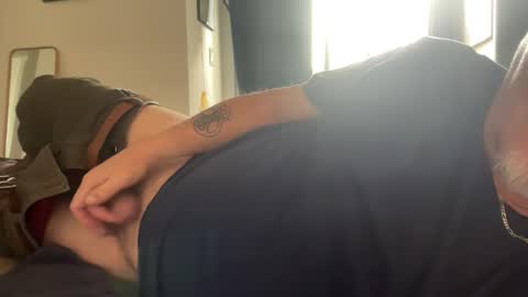 fnkywht60smthng_ online show from January 17, 8:39 pm