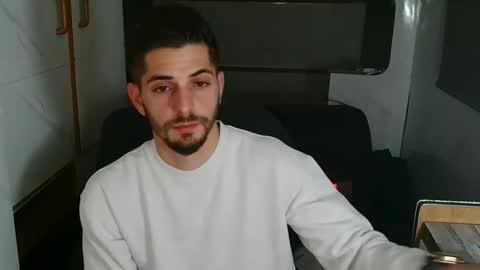 independent model online show from November 24, 7:34 pm