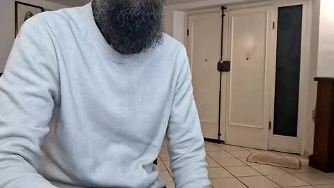 followmenow1985 online show from February 26, 11:19 pm