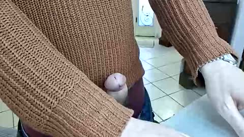 followmenow1985 online show from February 20, 12:07 pm