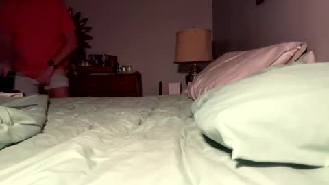 foodforcatfists online show from September 24, 3:46 am