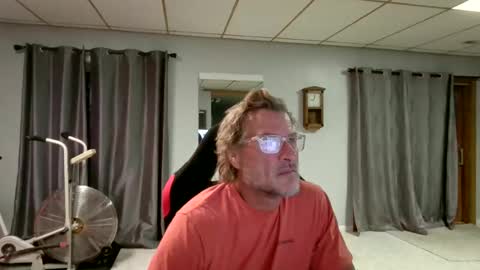 foodforcatfists online show from June 10, 2:00 am