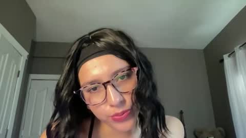 footmuse18 online show from October 22, 7:26 pm