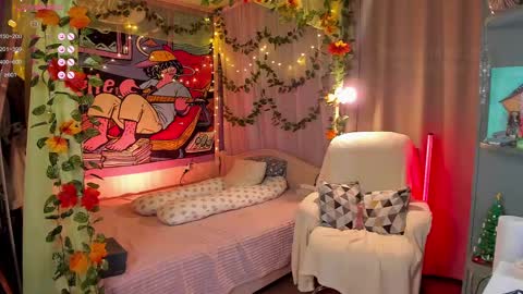     online show from February 16, 4:10 pm