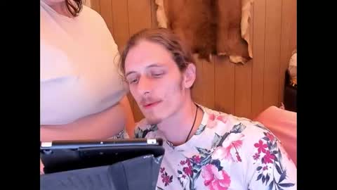 Forest Royalty online show from October 10, 2:50 am