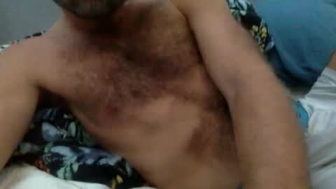 forestdweller22 online show from December 4, 7:13 pm