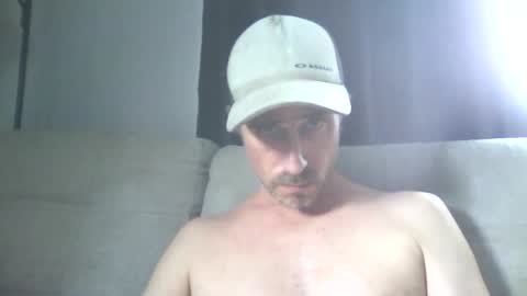 fouraide42 online show from February 21, 4:37 pm