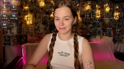 Lisa online show from December 19, 10:05 pm