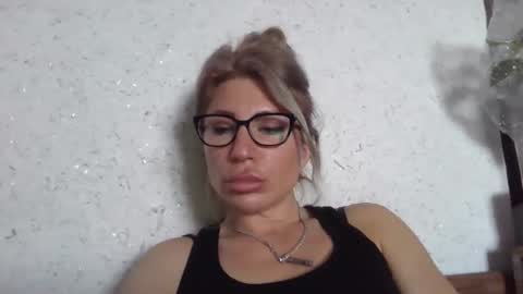 fox_red_lady7 online show from April 3, 11:17 am