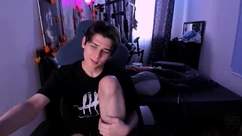 Foxicfu online show from January 10, 9:26 am