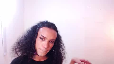 Ella online show from September 19, 5:27 pm