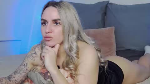 Foxy Kimmi online show from March 1, 7:23 am