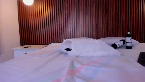 foxy_kylie online show from December 17, 8:59 pm