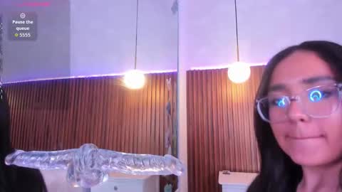 foxy_kylie online show from March 5, 9:02 pm