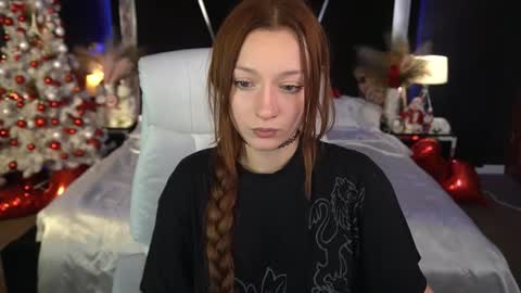 Maya online show from December 19, 2:34 pm