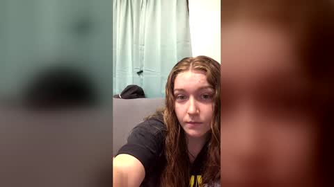 foxyred63 online show from June 26, 10:15 pm