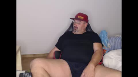 Fraboys online show from November 1, 6:56 am