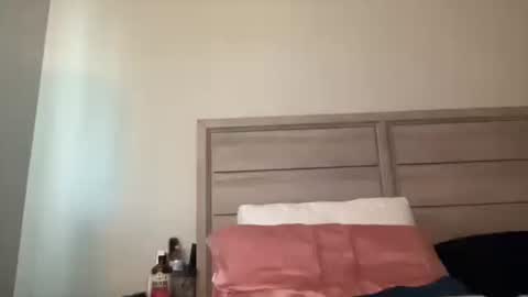 Angel online show from November 7, 10:01 pm