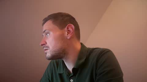 fraisetagada359 online show from December 15, 3:30 pm