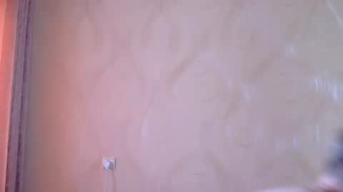 frame_tamer888 online show from June 29, 10:48 am