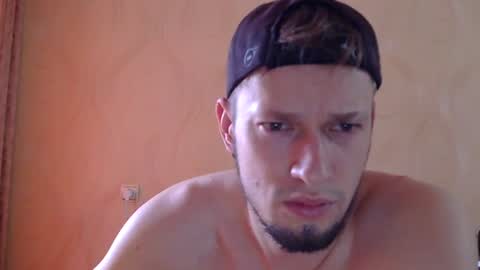 frame_tamer888 online show from July 1, 11:08 am