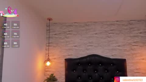 Snapshot of francesca_bbw chatting on October 5, 5:31 pm online show from October 5, 5:31 pm